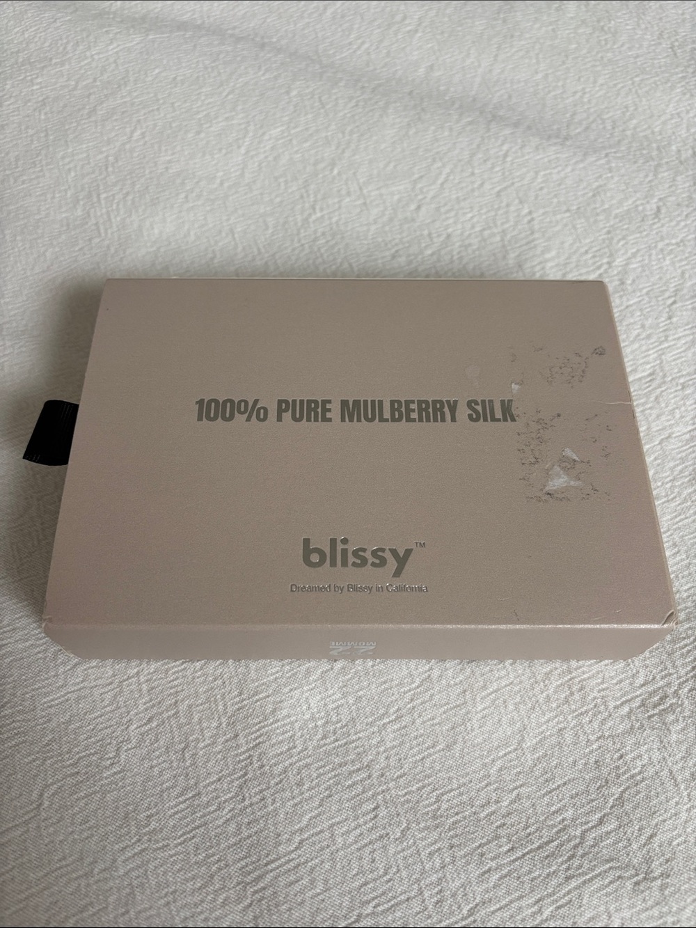 New in Box- Blissy Pillowcase in white, standard - Picture 3 of 3
